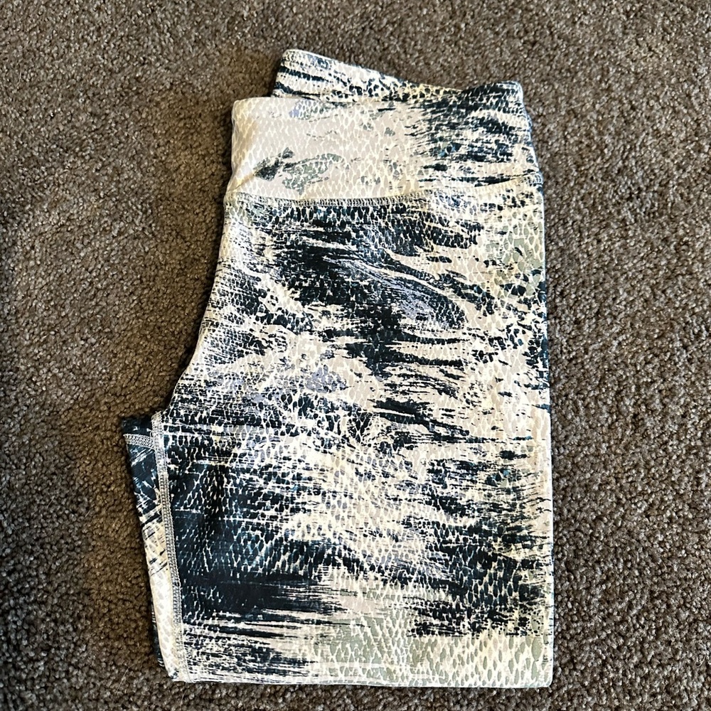 Fabletics capri